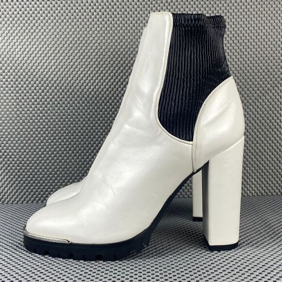BCBGeneration Leah Boots Womens Size 9B White Black Block Heel Ankle Boots - Picture 2 of 10
